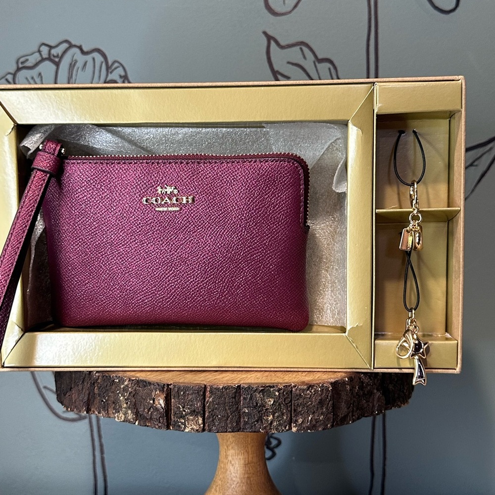 Coach Wristlet - Black Cherry